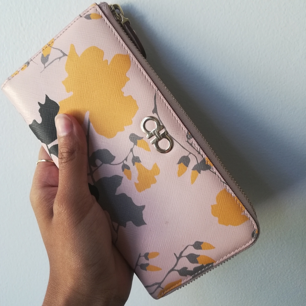 Genuine leather Salvatore Ferragamo floral wallet
